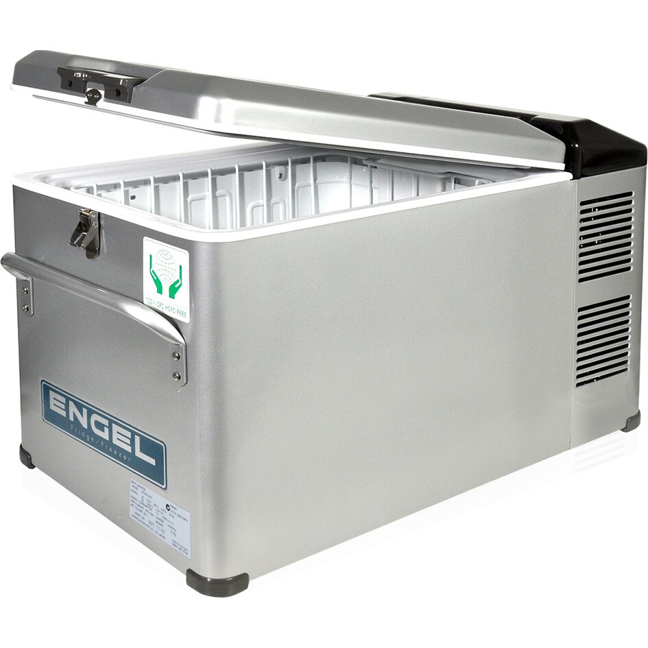 Kühlboxen MD, 12 / 24 Volt und MT, 12 / 24 / 230 Volt, 32 l